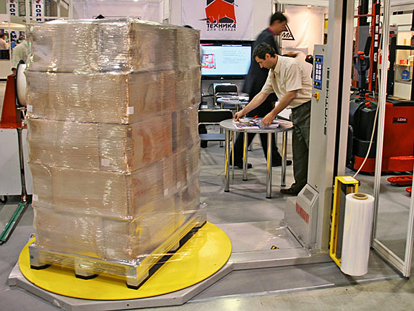 Оборудование для упаковки грузов в стретч-пленку