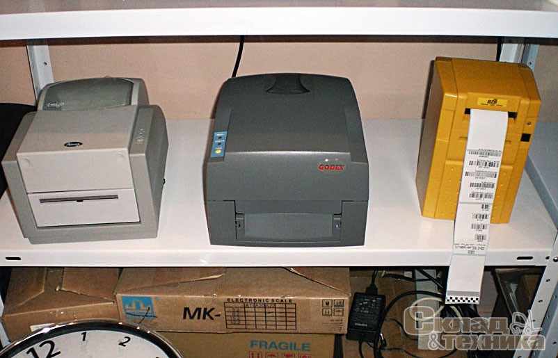 Принтеры штрих-кода начального класса (слева направо): Argox Amigo-150, Godex EZ-1100, Godex BZB-2